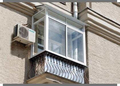 Холодное остекление балкона алюминиевыми окнами с металлической крышей Балашихе