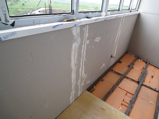 Как правильно утеплить балкон 