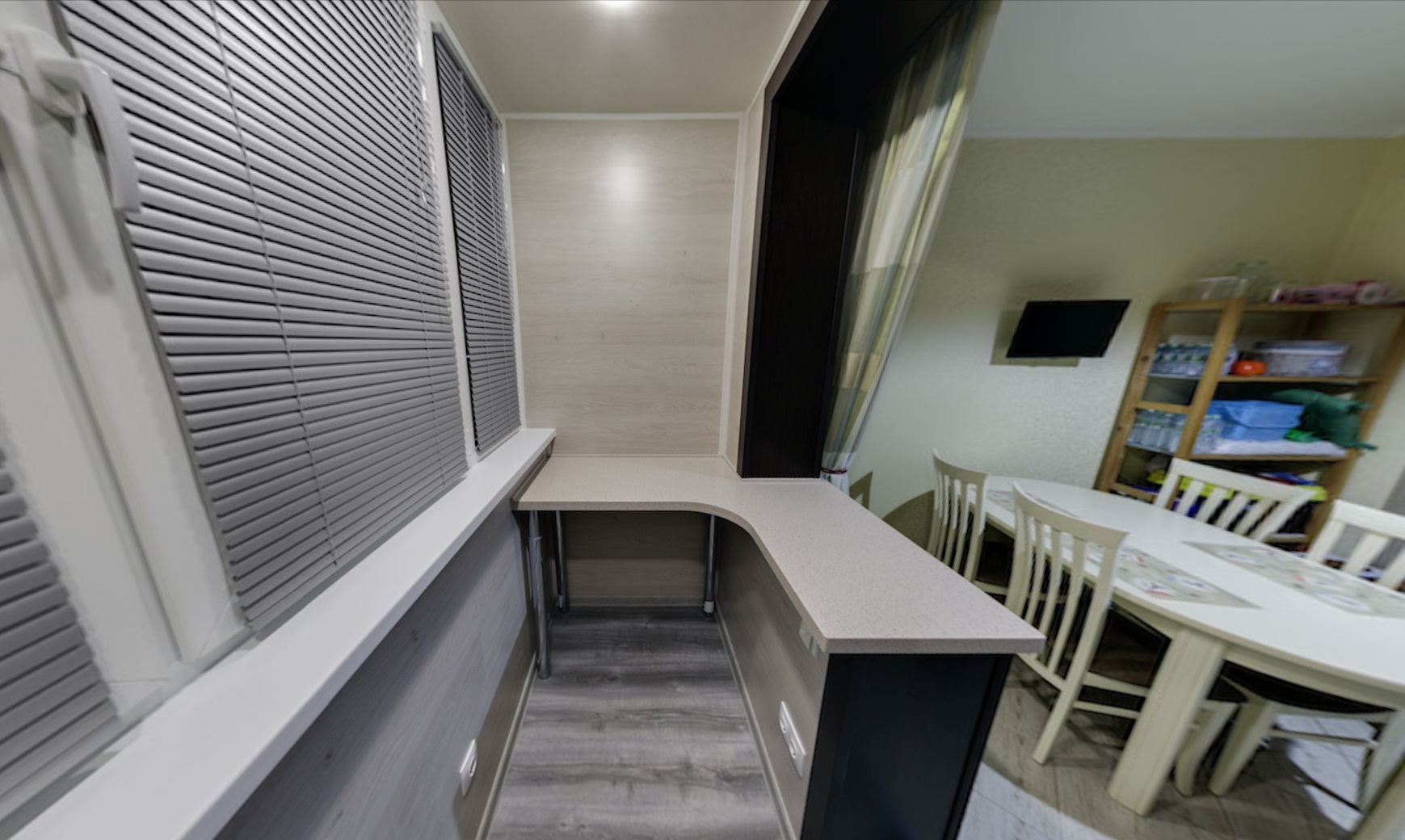 Тёплое остекление балкона профилем Rehau Grazio с утеплением и объединением с комнатой в Балашихе